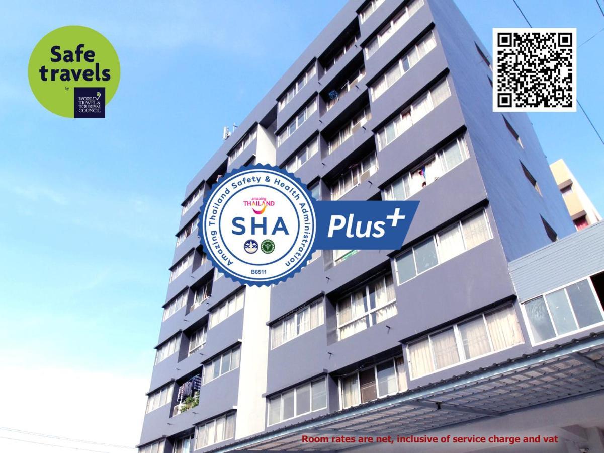 Lee Place Phatthanakan Condo Бангкок Екстер'єр фото
